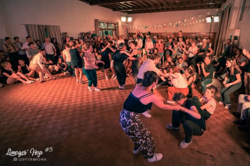 Limoges'Hop #5 - soirée d'ouverture du vendredi

Partage libre à des fins non promotionnelles ou commerciales, en créditant l'auteur (@lightexmachina).

© Alexandre - LIGHT EX MACHINA 2023, tous droits réservés.